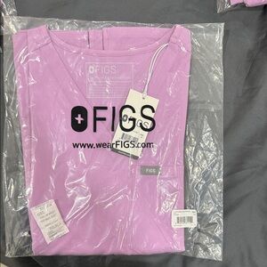 Figs Catarina Scrub Top 
Color Iris